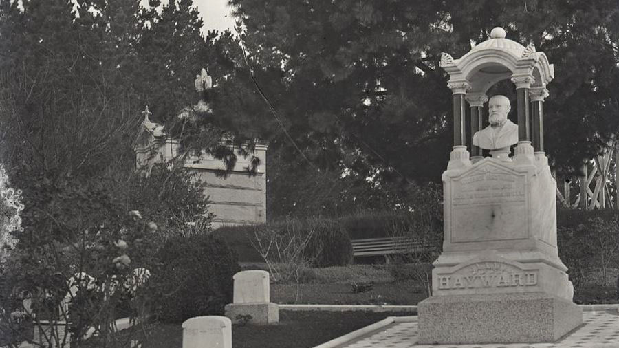 photo of William Hayward Memorial to promote the Lone Tree Cemetery Walking Tour