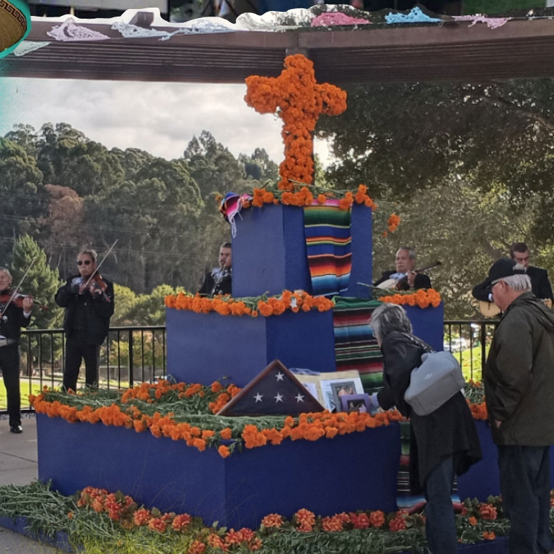 photo of Dia de los Muertos at Lone Tree Cemetery in Hayward, California