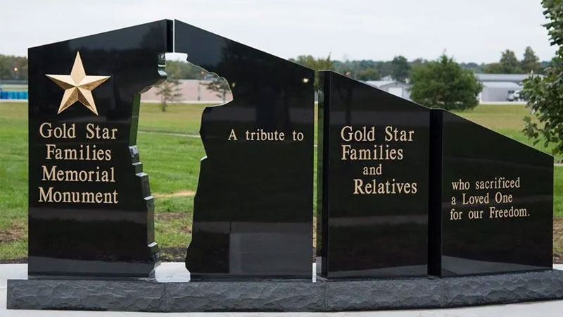 photo of the Gold Star Families Memorial at Lone Tree Cemetery in Hayward, California